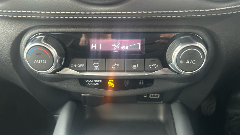 Nissan Juke 1.0 DiG-T 114 N-Connecta 5dr Petrol Hatchback